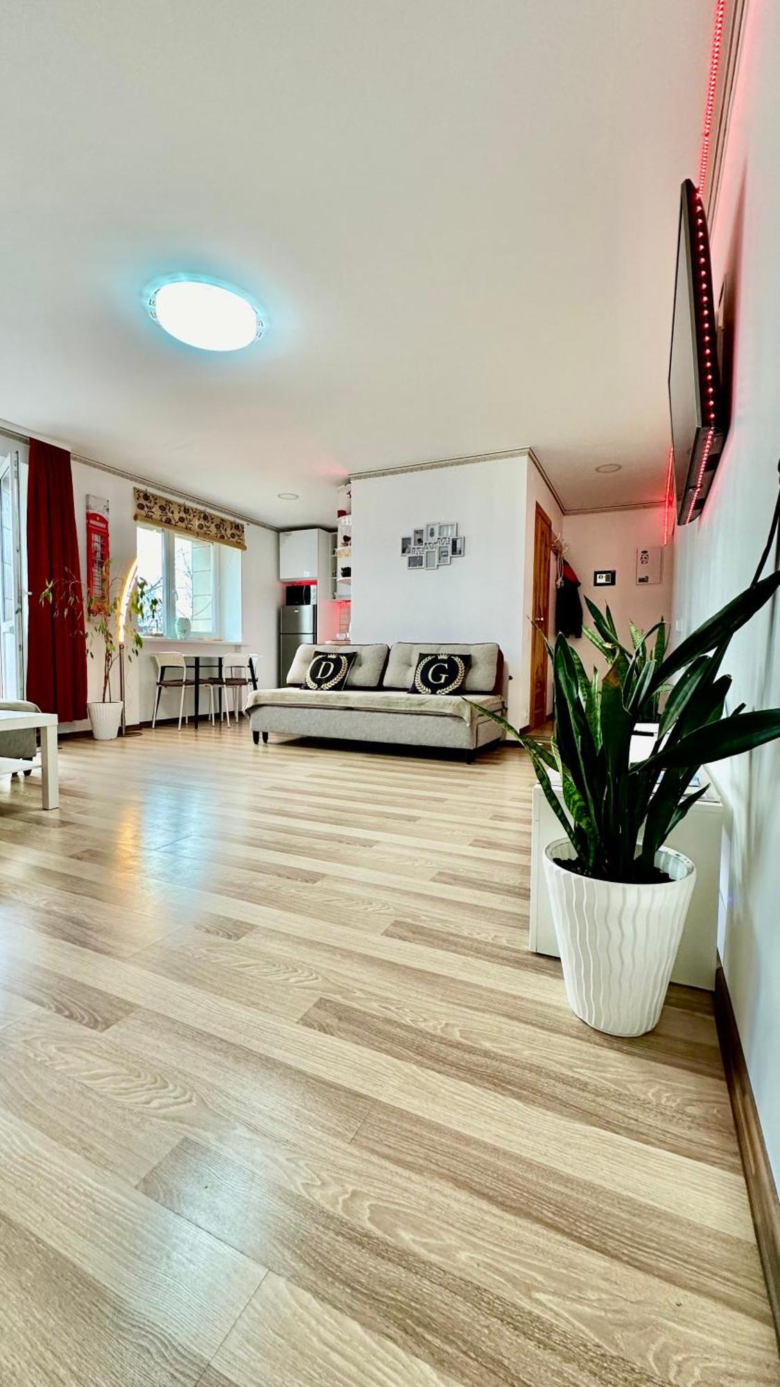 Neriesapartment No.2 Bedrooms Modern Suite In Centrum 팔랑가 외부 사진