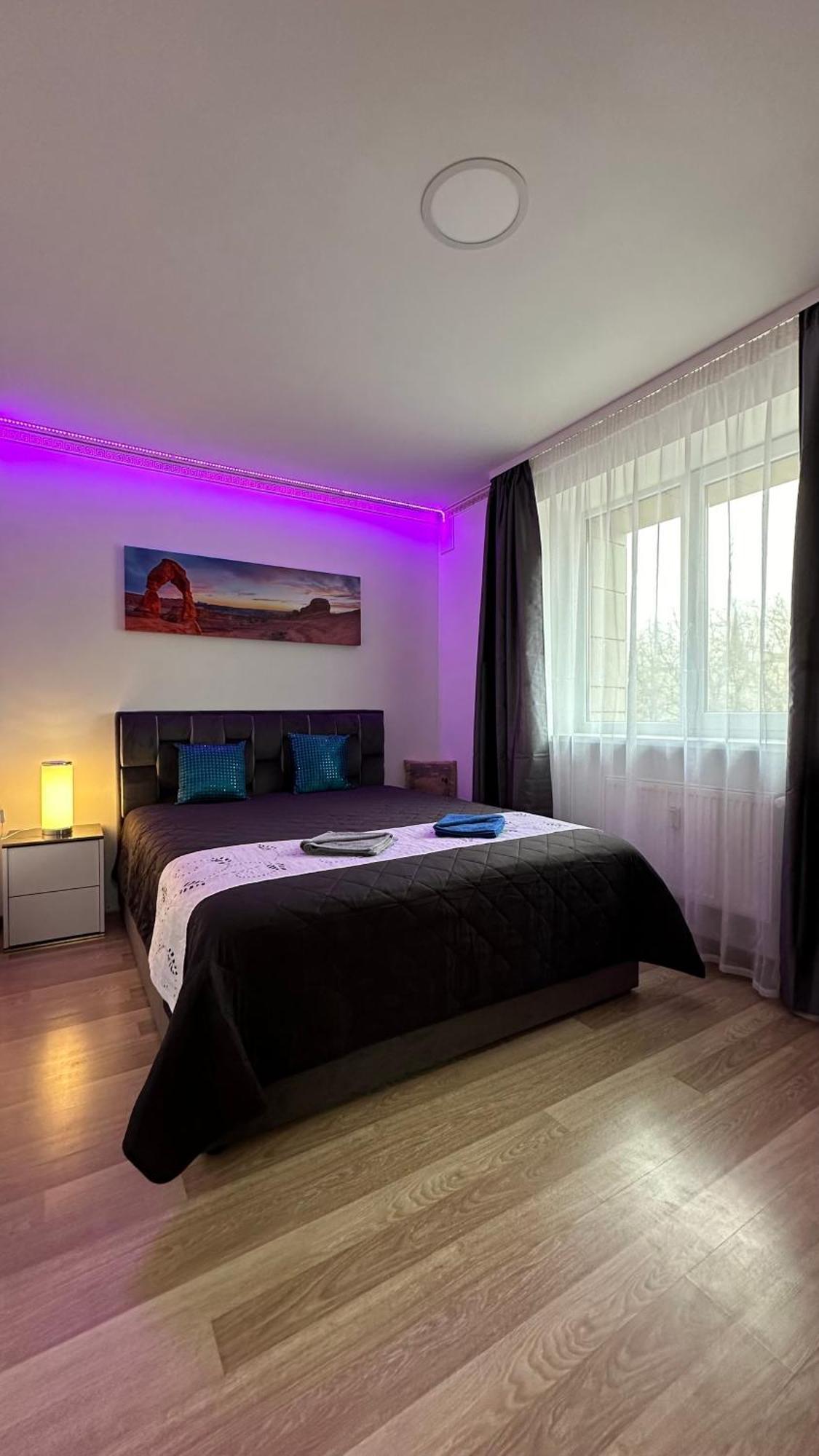 Neriesapartment No.2 Bedrooms Modern Suite In Centrum 팔랑가 외부 사진