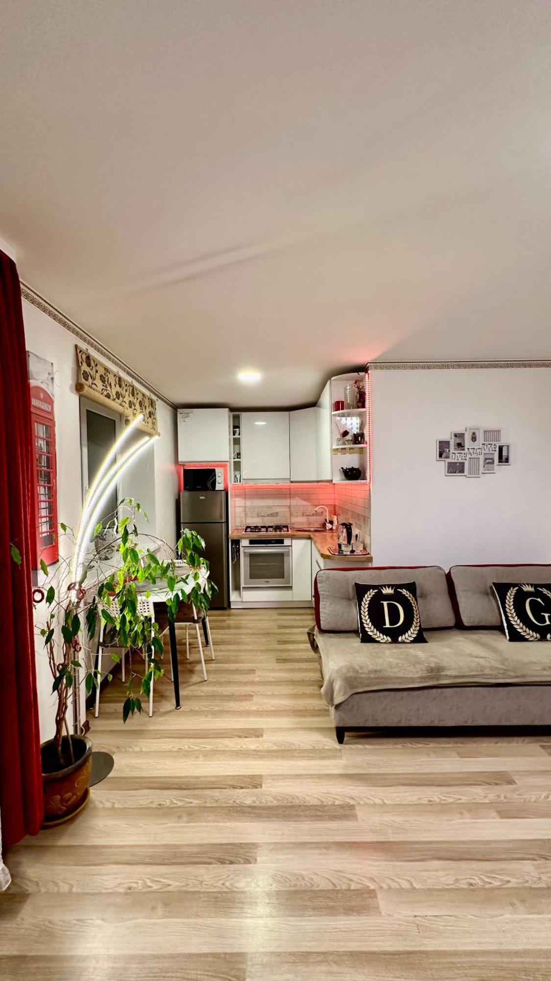 Neriesapartment No.2 Bedrooms Modern Suite In Centrum 팔랑가 외부 사진
