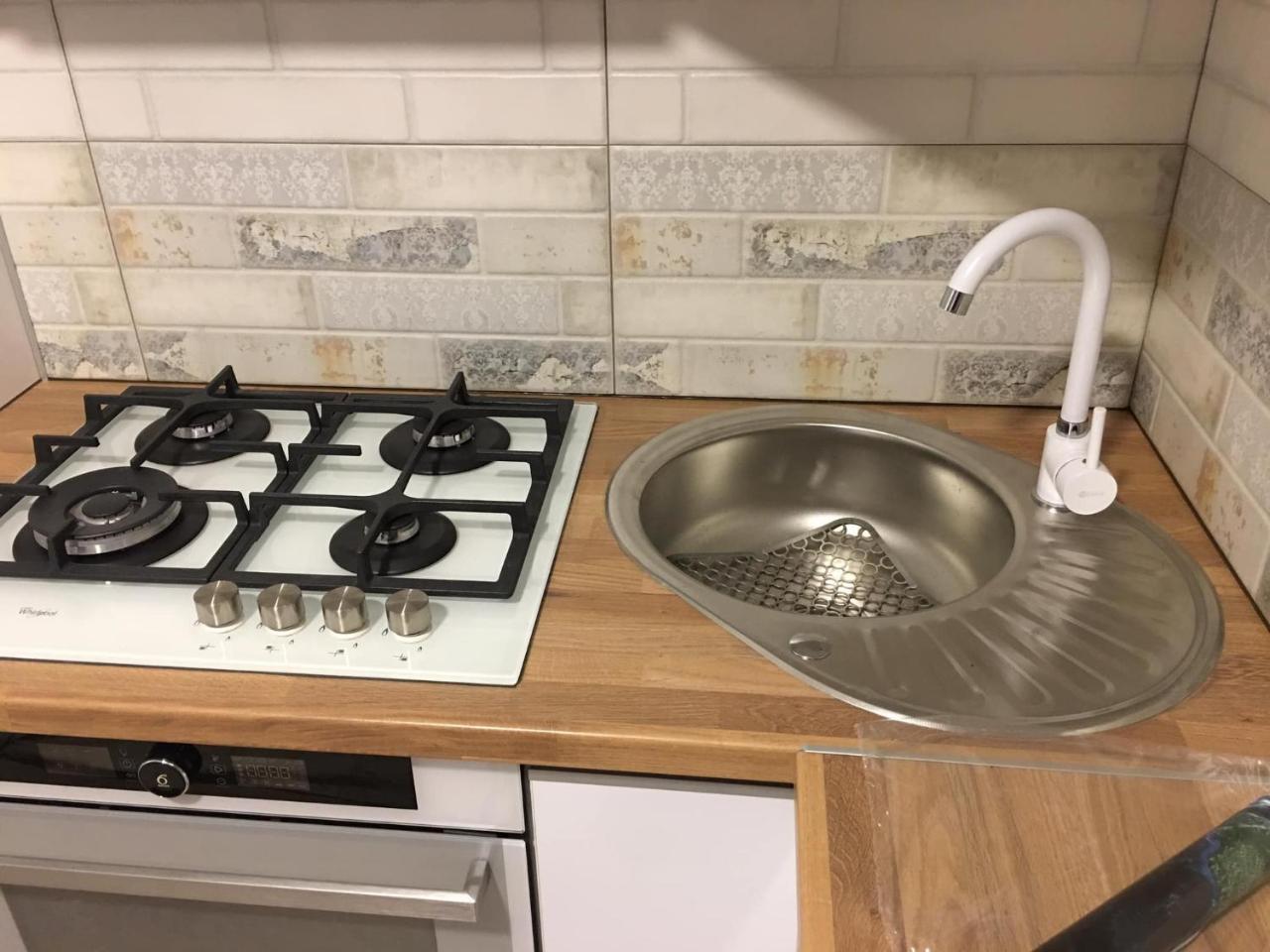 Neriesapartment No.2 Bedrooms Modern Suite In Centrum 팔랑가 외부 사진