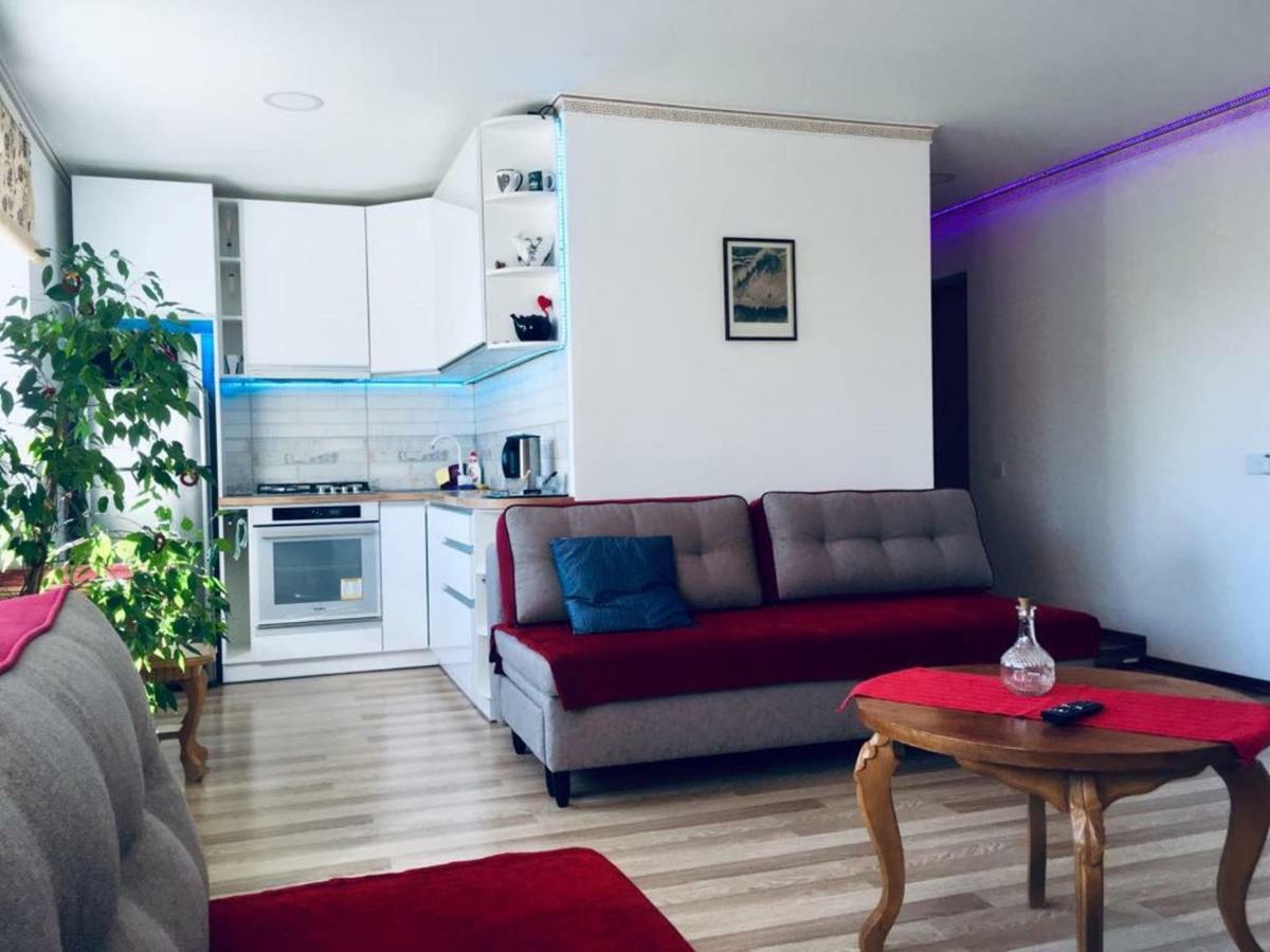 Neriesapartment No.2 Bedrooms Modern Suite In Centrum 팔랑가 외부 사진